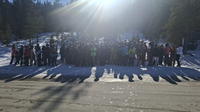 Gruppenfoto aus dem Skischullandheim