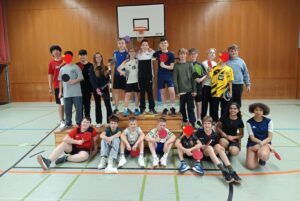 Gruppenfoto beim Tischtennisturnier